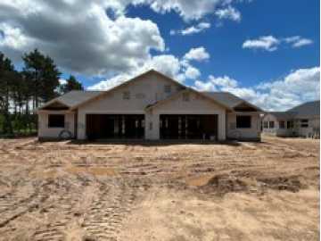 1823 Evergreen Terrace, Eau Claire