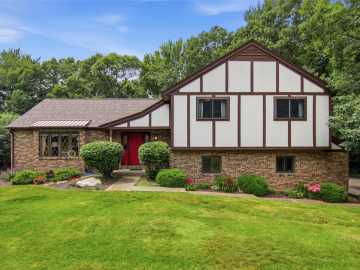 4616 Havenwood Lane, Eau Claire