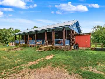 20515 105th Avenue, Cadott