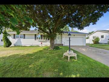 1002 Leonard Drive, Eau Claire