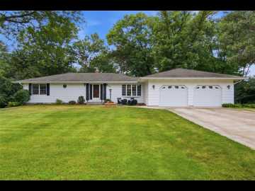 2719 E Deblene Lane, Eau Claire