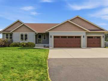 S8699 Steinhauer Drive, Eau Claire
