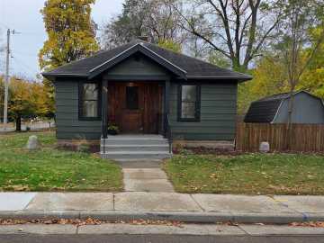 905 James Street, Eau Claire