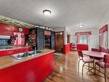 Property Photo 48
