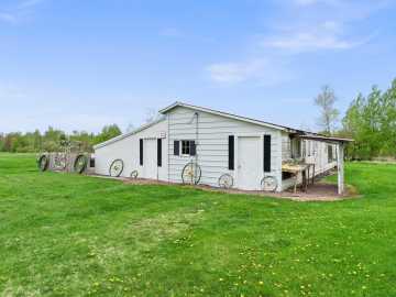 Property Photo 77