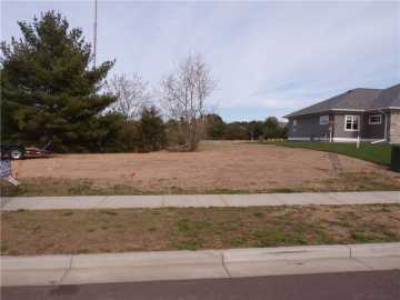 1680 Red Pine Court, Eau Claire