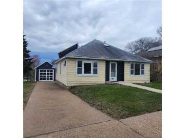 1020 Dodge Street, Eau Claire