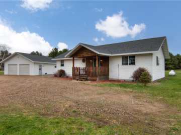 19610 82nd Avenue, Chippewa Falls