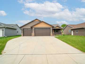 1996 Tucker Trail, Eau Claire