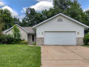 2637 Frostwoods Street, Eau Claire