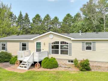 27184 272nd Avenue, Holcombe