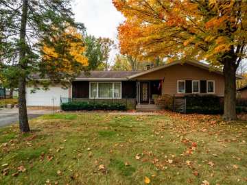 312 Woodside Drive, Cornell