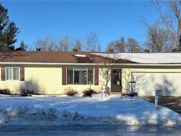 2202 Crestview Drive, Eau Claire