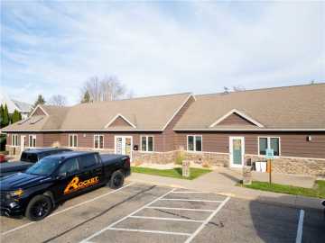 3806 Oakwood Hills Parkway, Eau Claire