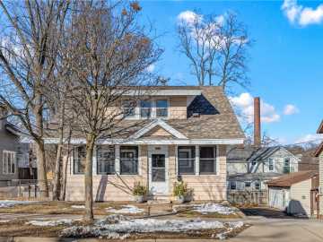 1012 Main Street, Eau Claire