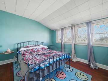 Property Photo 32