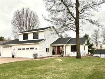 1932 Mark Lane, Eau Claire