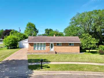 1538 Drury Court, Eau Claire
