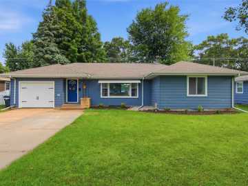 904 E Lexington Boulevard, Eau Claire