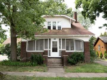 1112 S Barstow Street, Eau Claire