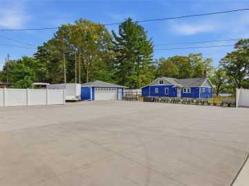 Property Photo 41