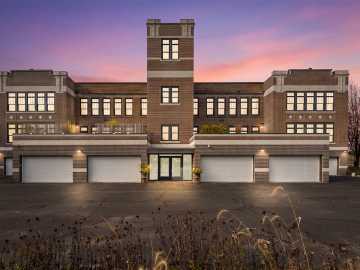 1105 Main Street, Eau Claire