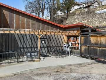 Property Photo 30