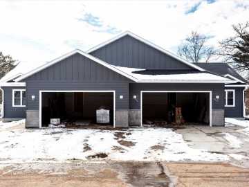 868 17th SE Street, Menomonie