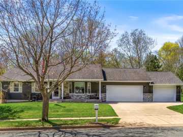 323 Hewitt Street, Eau Claire