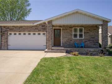 3312 White Oak Lane, Eau Claire