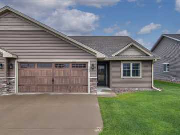 5631 Green Park Drive, Eau Claire