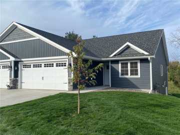 5121 Maple Leaf Path, Eau Claire