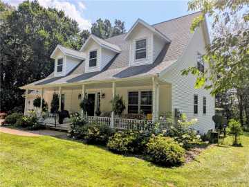 W7581 Town Hall Road, Eau Claire