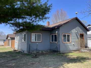 1819 9th E Street, Menomonie