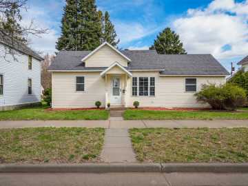 914 Water Street, Chippewa Falls