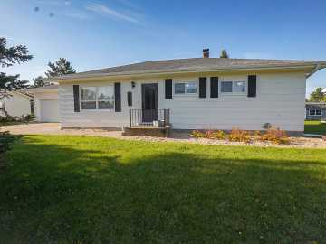 2551 Sunridge Street, Eau Claire