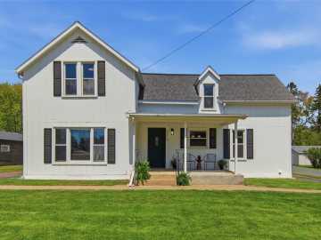 2210 Vine Street, Eau Claire