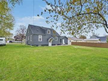 Property Photo 30