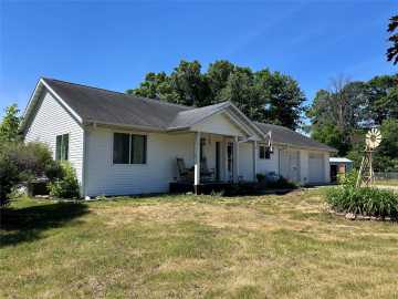 E5102 1040th Avenue, Wheeler