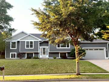 718 Farr Court, Eau Claire