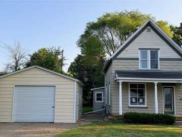 324 Mead Street, Eau Claire