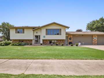 1401 Dover Street, Chippewa Falls