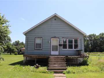 218 E Main Street, Fairchild