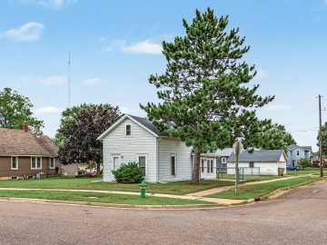1134 Water St , Chippewa Falls