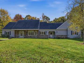 8145 S Lowes Creek Road, Eau Claire
