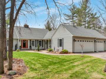 391 Heather Court, Eau Claire