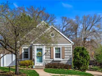 1010 E Grand Avenue, Eau Claire