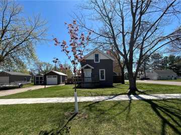 545 W Cedar Street, Chippewa Falls