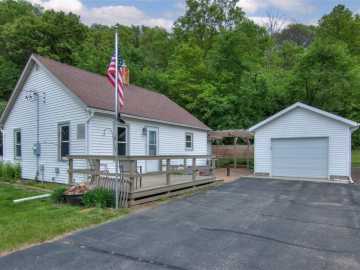 W2631 Comings Road, Eau Claire