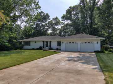 2719 E Deblene Lane, Eau Claire